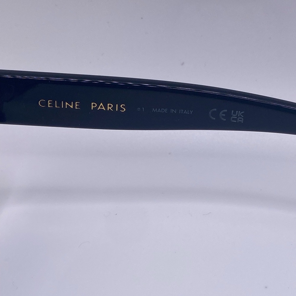 Celine Triomphe Cat-Eye Sunglasses Shiny Black Grey Lenses Gold Emblem 56-16-140 - Picture 4 of 5